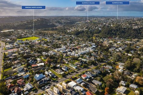 Photo of property in 2/7 Eskdale Road, Birkdale, Auckland, 0626