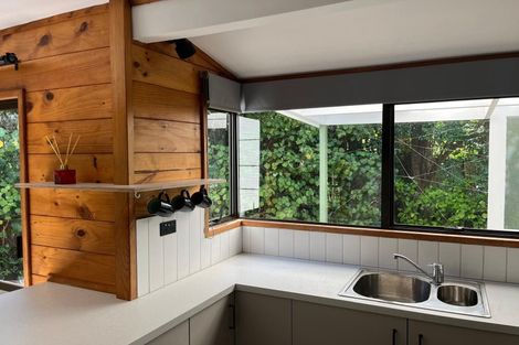Photo of property in 3/8a Alma Street, Te Atatu South, Auckland, 0610