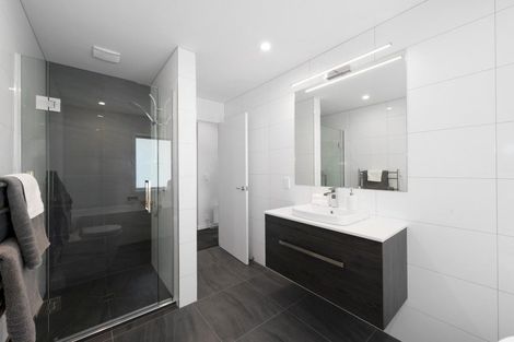 Photo of property in 74u5 Jubilee Road, Khandallah, Wellington, 6035