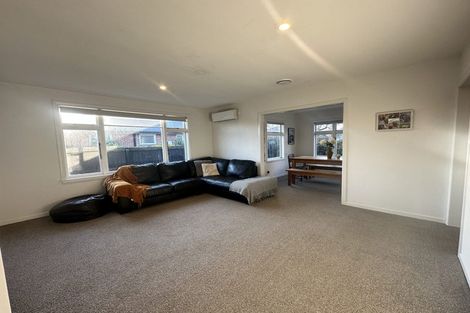 Photo of property in 16 Bentley Street, Russley, Christchurch, 8042