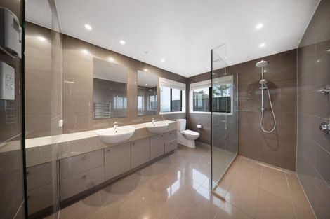 Photo of property in 84 Clovelly Road, Bucklands Beach, Auckland, 2012