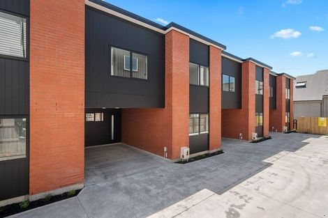 Photo of property in 30u2 Cameron Road, Hamilton East, Hamilton, 3216
