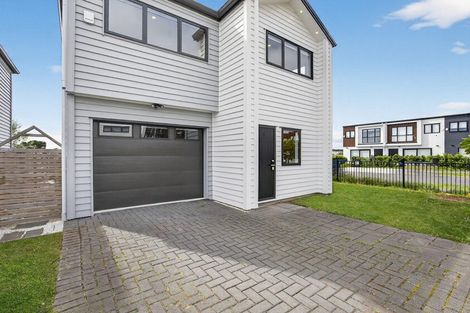 Photo of property in 27 Arahopu Place, Papakura, 2110