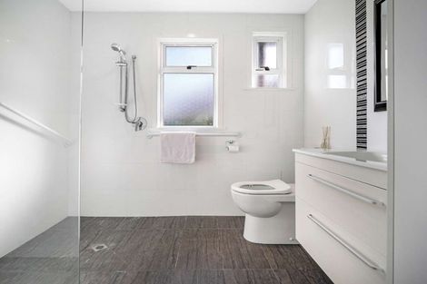 Photo of property in 205 Malfroy Road, Utuhina, Rotorua, 3015