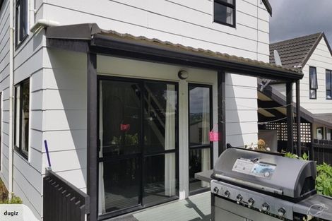 Photo of property in 1/66 Birkdale Road, Birkdale, Auckland, 0626