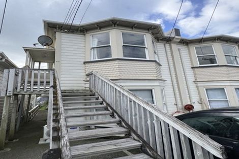 Photo of property in 61a Pirie Street, Mount Victoria, Wellington, 6011