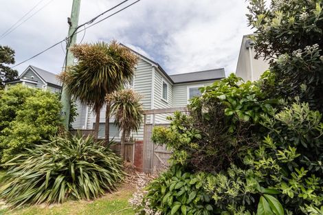 Photo of property in 36u5 Dee Street, Island Bay, Wellington, 6023