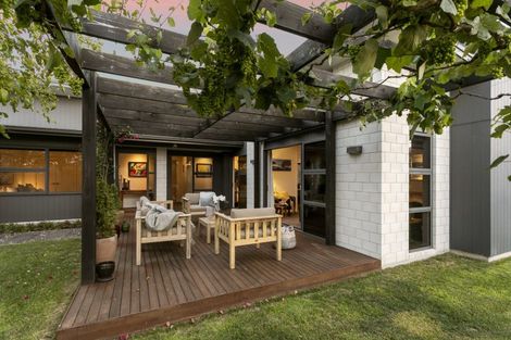 Photo of property in 15 Kakemai Rise, Pyes Pa, Tauranga, 3112