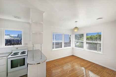 Photo of property in 7 West Coast Road, Glen Eden, Auckland, 0602
