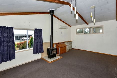 Photo of property in 18 Rowan Avenue, Aranui, Christchurch, 8061