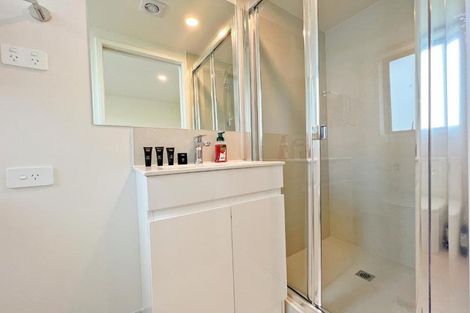 Photo of property in 321a Pakuranga Road, Pakuranga Heights, Auckland, 2010