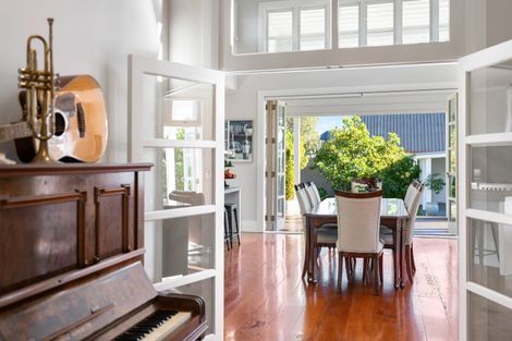 Photo of property in 107 Rolleston Street, Thames, 3500