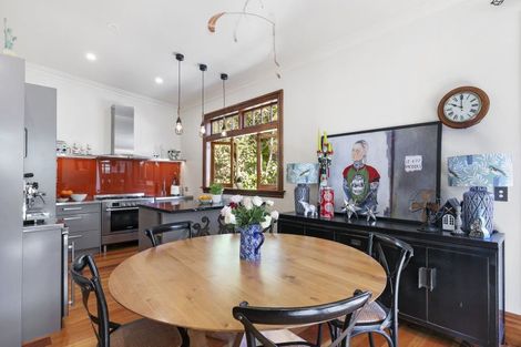 Photo of property in 18 Mitchell Street, Brooklyn, Wellington, 6021