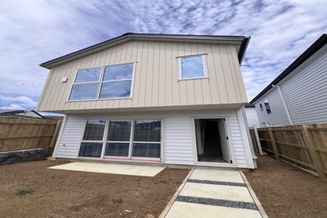 Photo of property in 9 Sheralee Place, Bucklands Beach, Auckland, 2014