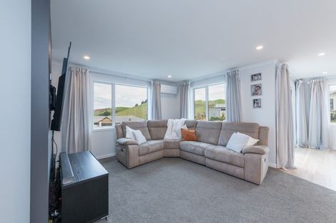 Photo of property in 23 Huntaway Close, Stoke, Nelson, 7011