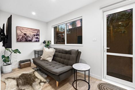 Photo of property in 3/4 Jutland Road, Hauraki, Auckland, 0622