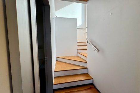 Photo of property in 15b Seaview Road, Paremata, Porirua, 5024