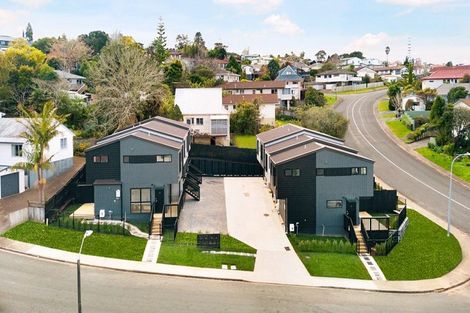 Photo of property in 6c Athena Drive, Totara Vale, Auckland, 0629