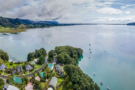 Photo of property in 10 Moana Drive, Tanners Point, Katikati, 3177