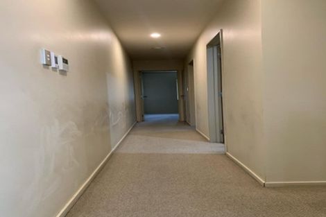 Photo of property in 3 Stroud Place, Henderson, Auckland, 0612