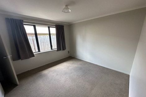 Photo of property in 108u3 Old Farm Road, Hamilton East, Hamilton, 3216