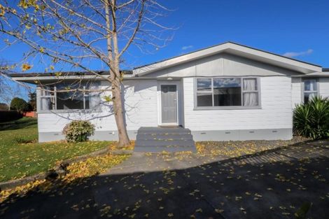 Photo of property in 6 Splitt Avenue, Glenview, Hamilton, 3206