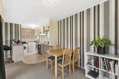 Photo of property in 1/53 Ayton Drive, Totara Vale, Auckland, 0629