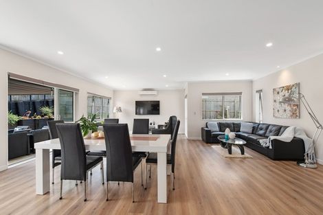 Photo of property in 16 Harvest Avenue, Orewa, 0931