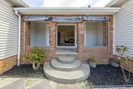 Photo of property in 15 Landscape Road, Papatoetoe, Auckland, 2025