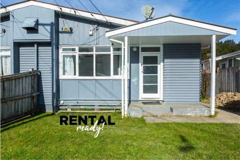 Photo of property in 35 Hanson Grove, Stokes Valley, Lower Hutt, 5019