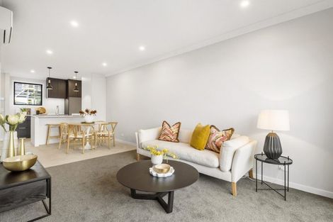 Photo of property in 25 Oyster Drive, Whenuapai, 0618