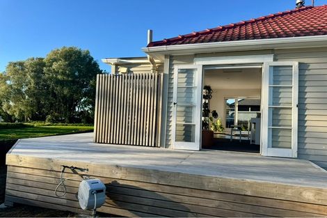 Photo of property in 144 Great South Road, Huntly, 3700