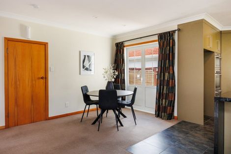 Photo of property in 917 Upper Main Street, Roslyn, Palmerston North, 4414