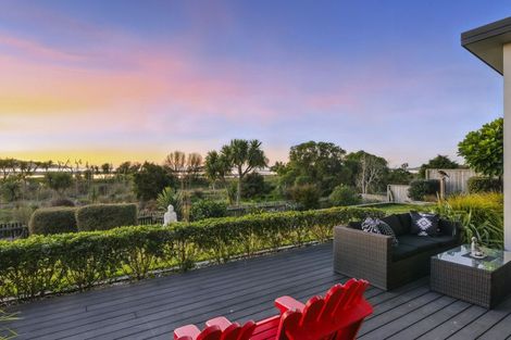 Photo of property in 22 Taranui Way, Paraparaumu Beach, Paraparaumu, 5032