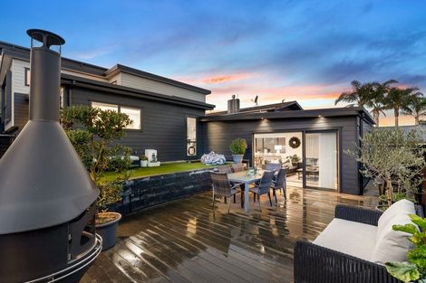 Photo of property in 39a Hyde Road, Rothesay Bay, Auckland, 0630