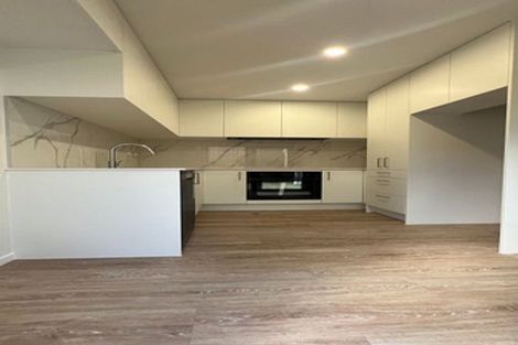 Photo of property in 4c Medina Place, Half Moon Bay, Auckland, 2012