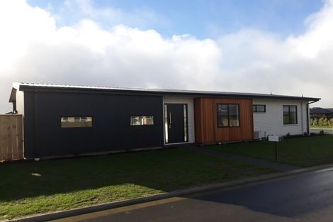 Photo of property in 2 Micah Place, Rolleston, 7615