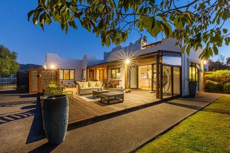 Photo of property in 150 Milne Drive, Paraparaumu, 5032