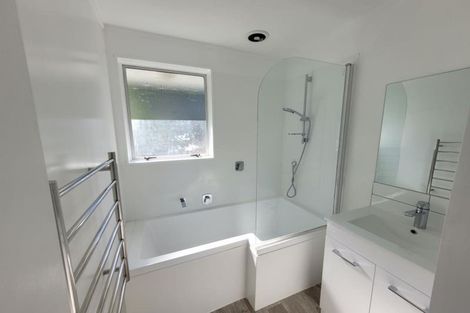 Photo of property in 5c Tahurangi Place, Spotswood, New Plymouth, 4310