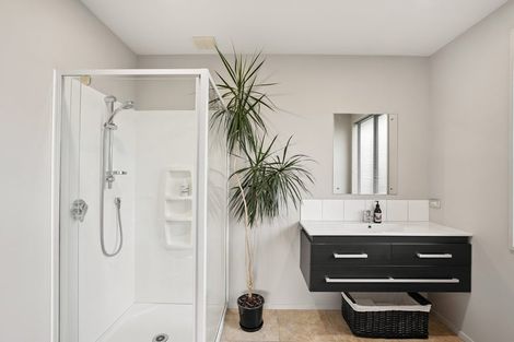 Photo of property in 27 De Bettencor Place, Mount Pisa, Cromwell, 9383