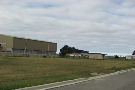 Photo of property in 71 Salisbury Crescent, Oamaru North, Oamaru, 9400