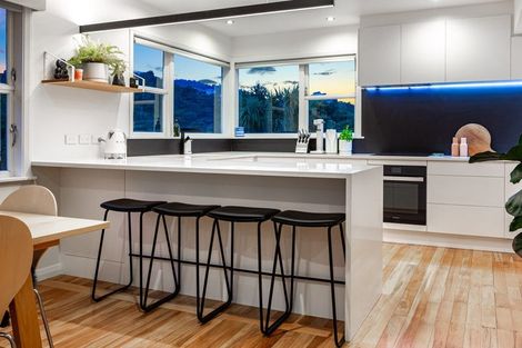 Photo of property in 20 Spencer Street, Crofton Downs, Wellington, 6035