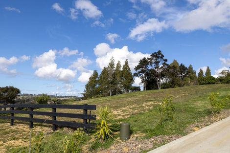 Photo of property in 45c Robinson Road, Coatesville, 0793