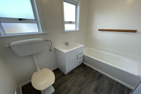 Photo of property in 46 Molesworth Street, Taita, Lower Hutt, 5011