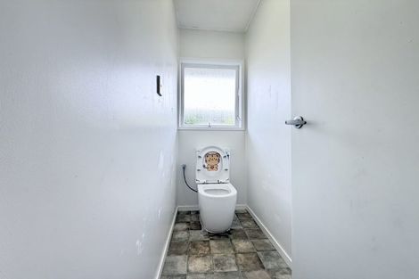 Photo of property in 30 Meadway, Sunnyhills, Auckland, 2010