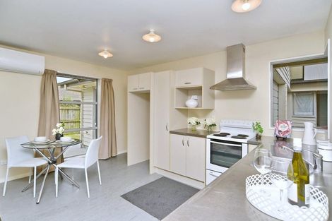 Photo of property in 18d Defoe Place, Waltham, Christchurch, 8023