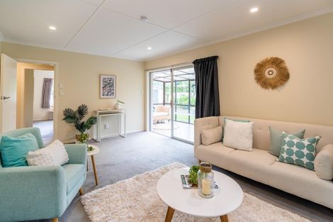 Photo of property in 8 Leybourne Avenue, Waikanae, 5036