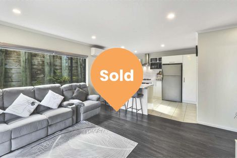 Photo of property in 17a Keri Vista Rise, Papakura, 2110