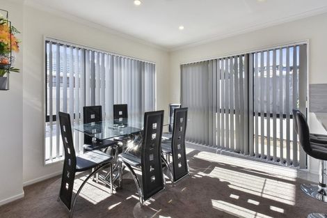 Photo of property in 118b Great South Road, Manurewa, Auckland, 2102