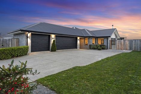 Photo of property in 31 Navy Loop, Rolleston, 7614